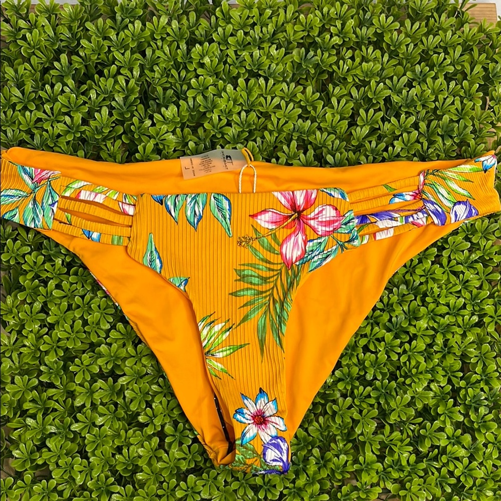 🔥 SALE NWT Floral Yellow Bikini Bottom Size Large